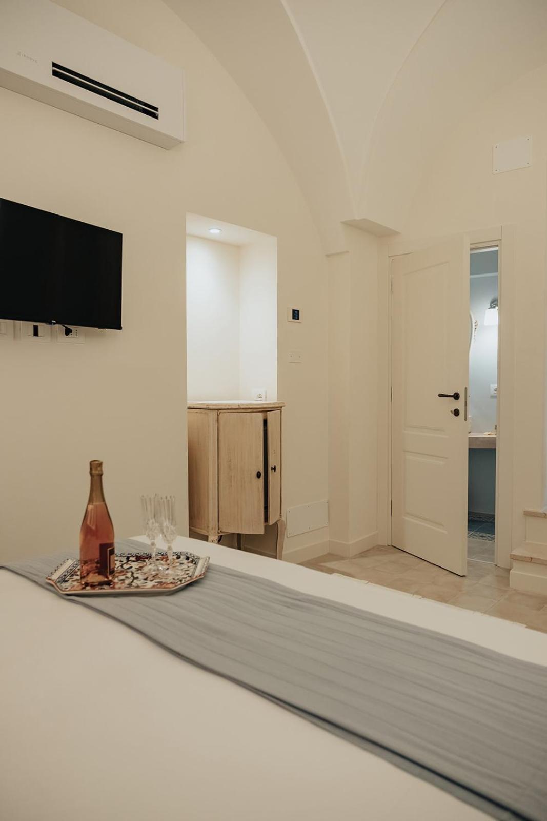 Le Maioliche - Apulian B&B Ґроттальє Номер фото
